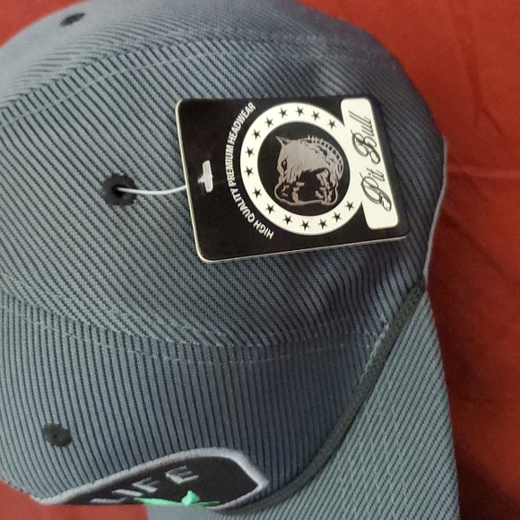 High life hat - Picture 2 of 5